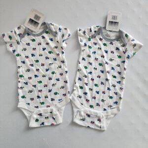 New 2 Pack Baby Boy Bodysuits Size: 12 Months.